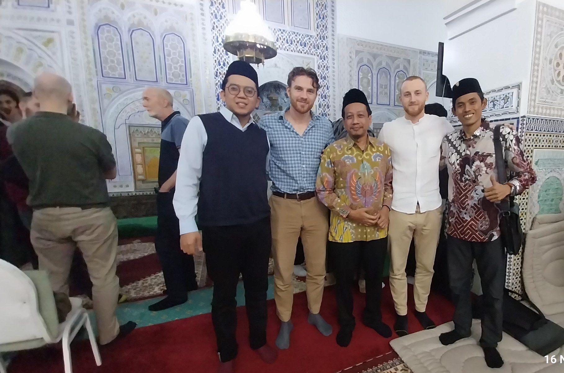 PERANAN AHLU THARIQAH MENGHADAPI KAPITALISME GLOBAL
